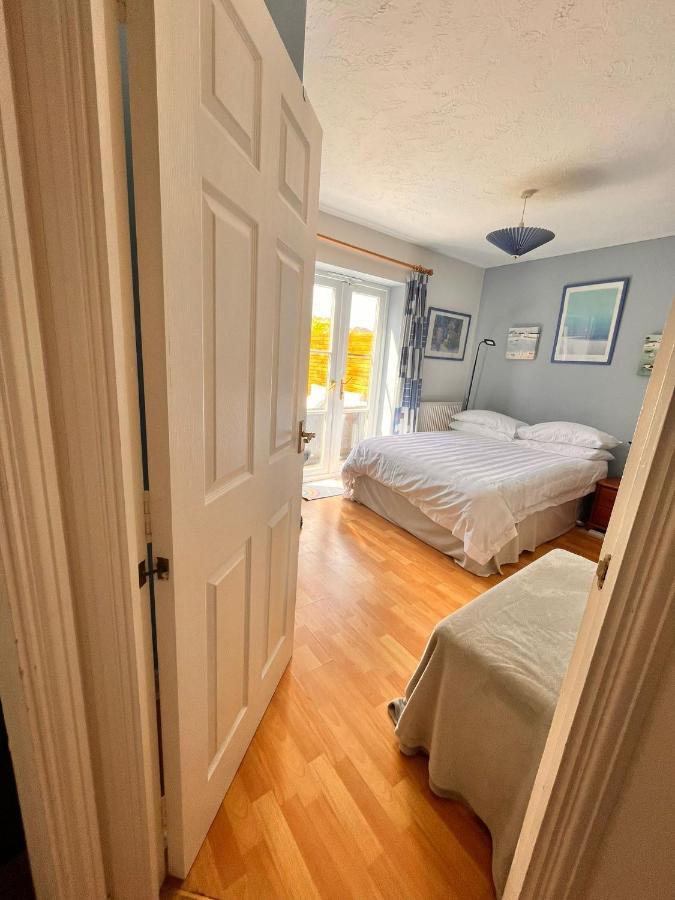 Choice Of One Double Bedroom With A Comfy Double Bed And Private En Suite For Solo Travellers Or Couples ,Or Alternatively Book Two Double Bedrooms For Families Or Friends パドック・ウッド エクステリア 写真
